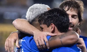 Matheus Pereira brilha e garante vitória do Cruzeiro na estreia da Libertadores 2026 contra o Barcelona