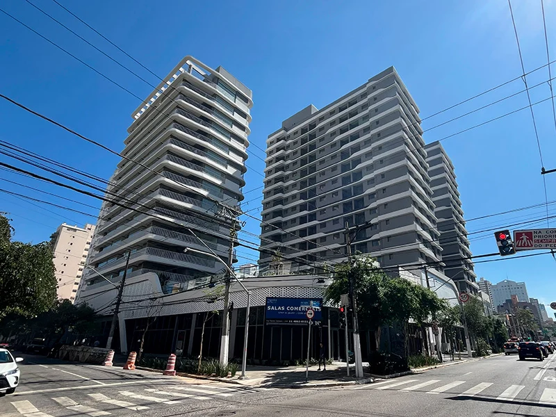 One: R$ 2,5 Bilhões em Vendas em 2026 com Apartamentos Compactos em SP, Foco em Localização e Conversão de Edifícios