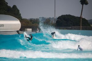 Praia artificial em Goiânia, complexo do Grupo Flamboyant com hotéis, restaurantes e área residencial 7 surf em goiania