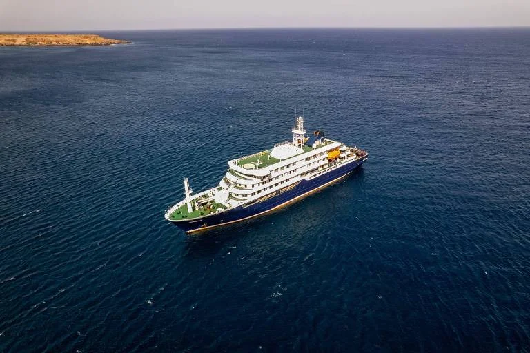 Três mortes em cruzeiro: Hantavírus suspeito causa pânico a bordo de navio com 150 passageiros