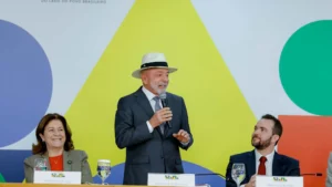 Governo Lula lança Desenrola 2.0 com juros altos e risco de novo endividamento