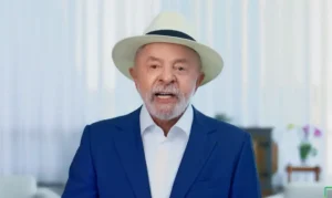 Lula: Relação Flávio Bolsonaro e banqueiro preso “é caso de polícia”, diz presidente em visita à Bahia