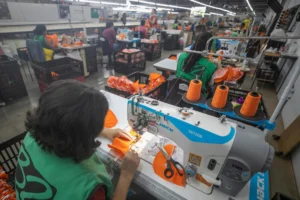 Volta da ‘Taxa das Blusinhas’: Imposto Federal zerado em compras até US$ 50 acaba em 2026 com reforma tributária