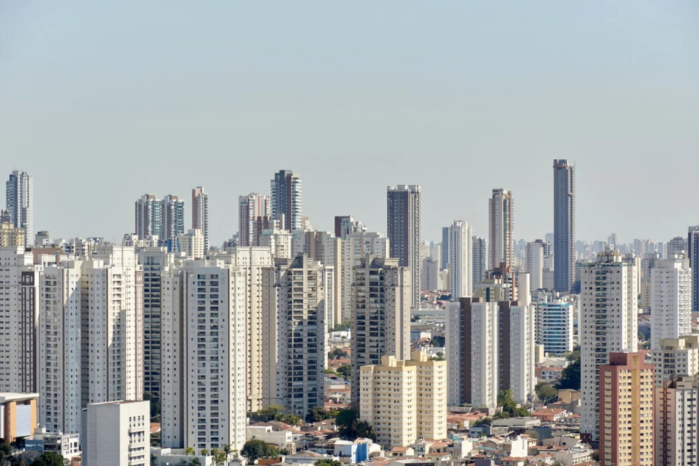 Mitre Realty Expande para Minha Casa, Minha Vida Após Recorde em Alta Renda: O Que Isso Significa para o Mercado Imobiliário?