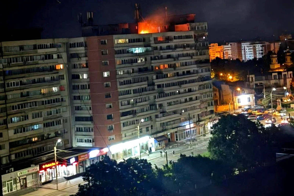 Drone Russo Ataca Edifício na Romênia, Membro da OTAN, Deixando Feridos e Elevando Tensão na Europa