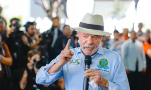 Lula Sonha em Reverter Privatizações Estratégicas: “Eletrobras de Volta” e Críticas à Gestão Pública