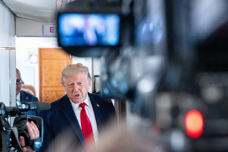 Trump Alerta Sobre Fraude em Votação na Califórnia, Preocupado com Eleições de Meio de Mandato em Novembro