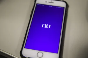Alerta de Liquidação do Nubank: Erro Bizarro de Funcionário Assusta Clientes e Gera Onda de Dúvidas nas Redes Sociais