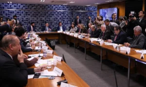Governo Destrava Pauta na Câmara: Urgência do Fim da Escala 6×1 Retirada, Liberando Votações Cruciais