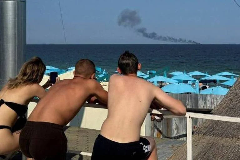 Odessa: O Balneário Ucraniano Onde Turistas Ignoram Bombas em Praias Lotadas, Preços Disparam e o Luxo Convive com o Perigo Constante