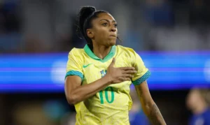 Kerolin no Barça: Atacante Brasileira Quebra Recorde no Futebol Feminino com Transferência Milionária para o Barcelona