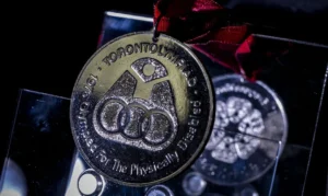 Primeira Medalha Paralímpica do Brasil: Família Celebra Legado de Robson Sampaio e Luiz Carlos no Lawn Bowls