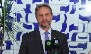 Líder do PT passa mal e suspende votações na Câmara: o que estava em jogo?