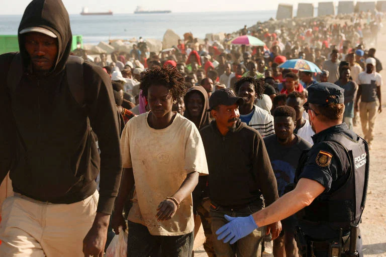 Itália é o Novo Epicentro da Crise Migratória na Europa: Seis Países Preparam Devolução de Imigrantes para Roma