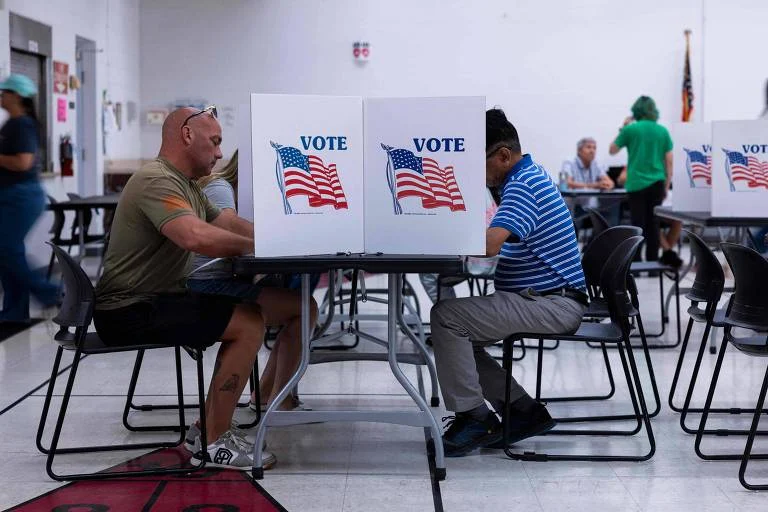 Suprema Corte dos EUA Permite Restrição ao Voto por Correio em Decisão Dividida que Afeta Eleições de Meio de Mandato