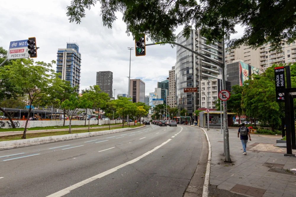 Estoque de Imóveis Novos em SP Atinge 117 Mil Unidades: Pinheiros Lidera, Mas Mercado Apresenta Nuances