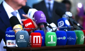 Fenaj Alerta Candidatos: Valorização Urgente do Jornalismo e Regulamentação das Plataformas Digitais em Debate