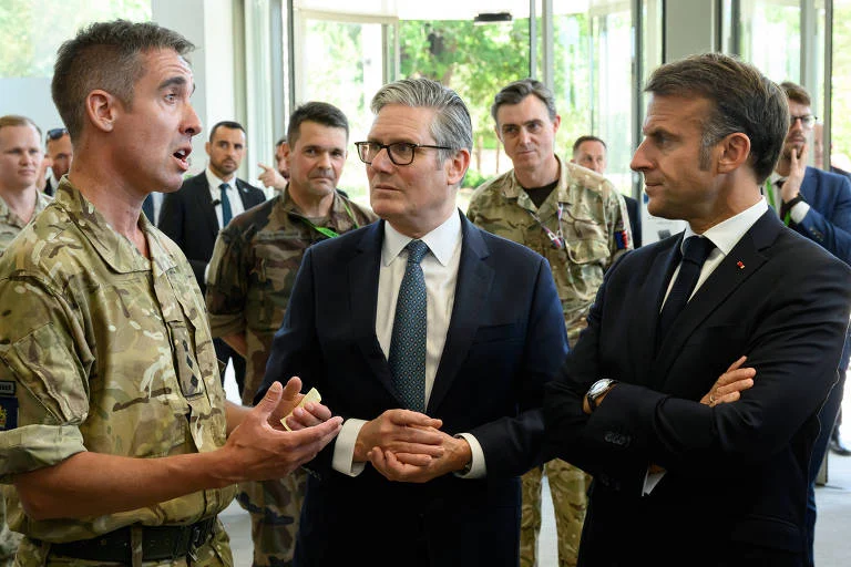 Chefe do Exército Britânico Alerta: População Precisa se Preparar para Tempos de Guerra e Sacrifícios