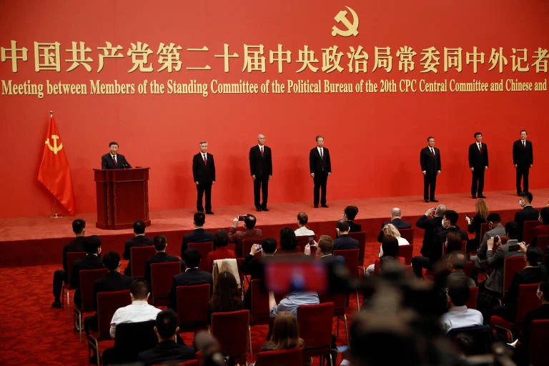 China Expulsa 33 Militares e Políticos do Partido Comunista e Intensifica Luta Contra Corrupção com Nova Diretriz